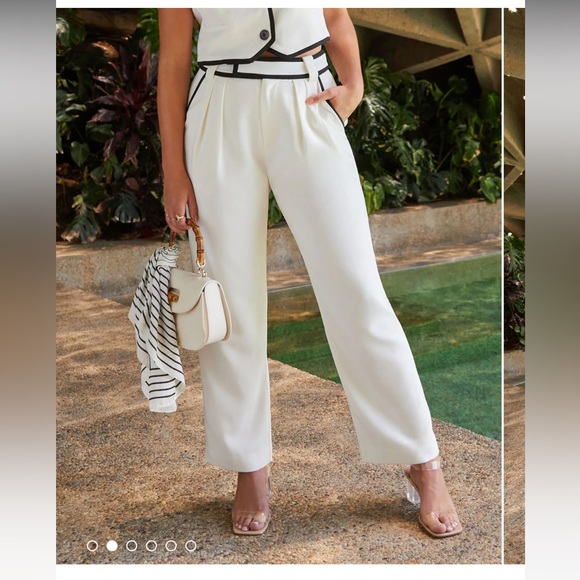 VICI two-piece set! - Picture 2 of 4